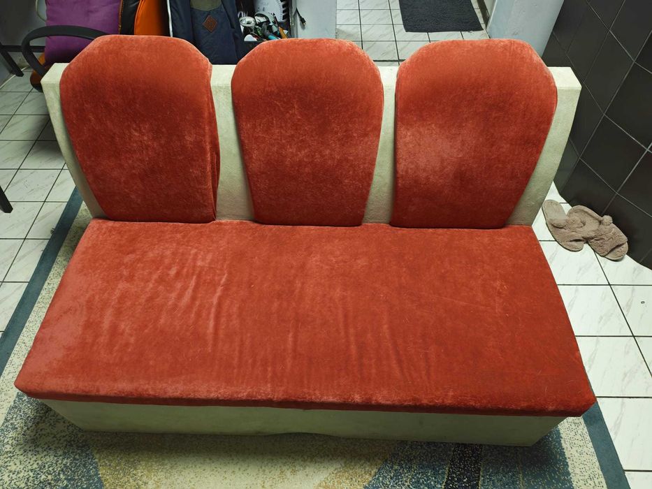 Ъглов диван с 3 компонента