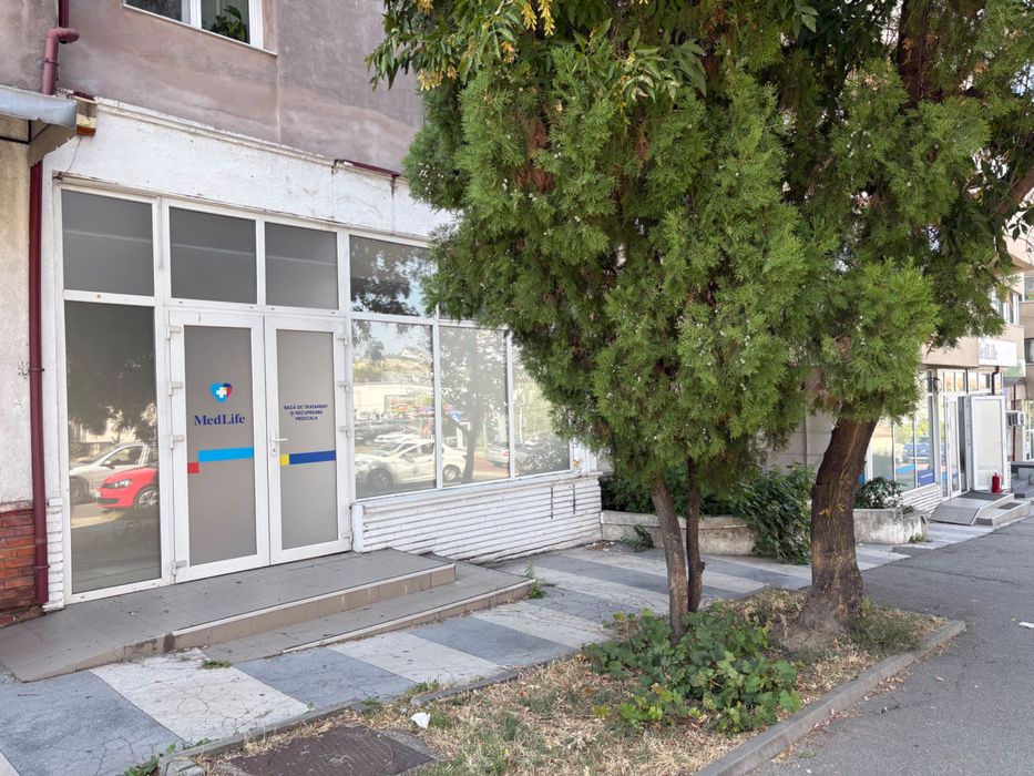 Spațiu comercial de închiriat, 70 mp, parter, Bd. Nicolae Titulescu.