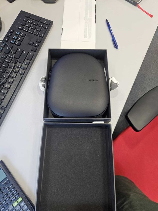 Casti Audio Over the Ear Bose 700, Wireless, Bluetooth, Noise cancelling, Negru