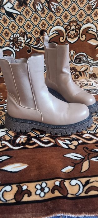 Продам осень-весна ботинки