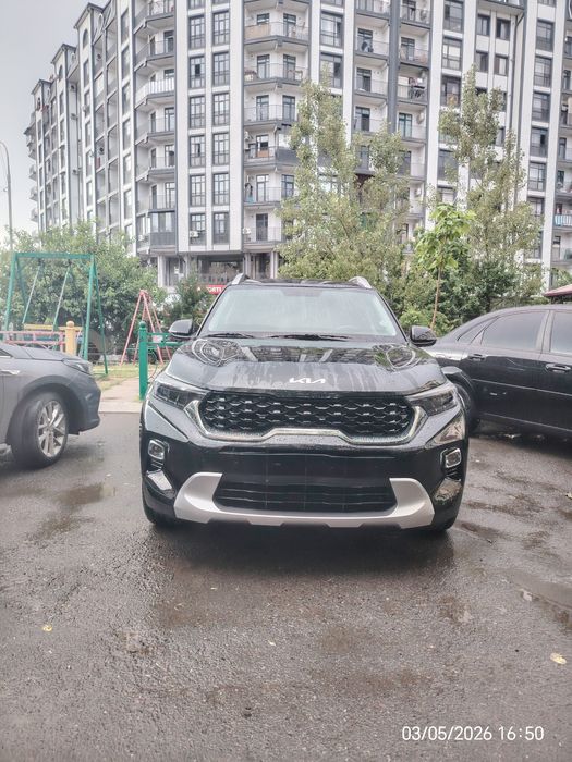 Продаётся Kia Sonet чёрного цвета. Машина в хорошем состоянии.