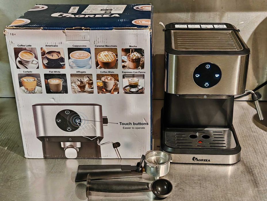 Eспресо 20 баr италианска помпа 1050W сензорен екран Pre‑infusion