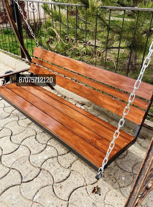 Кованые садовые качели