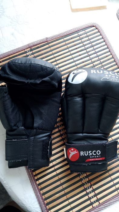 Перчатки для всестилевого каратэ