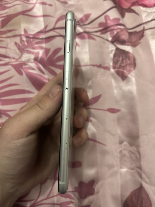 Iphone 8 pluse 64 GB