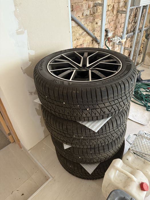 Зимни гуми и джанти ауди 20"