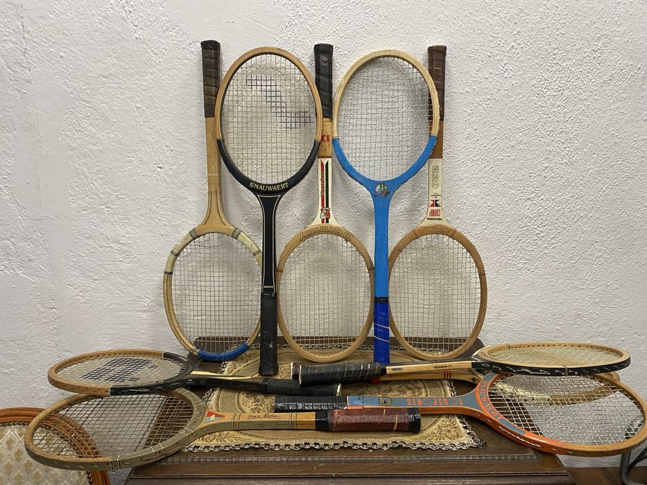 Голяма колекция на ретро тенис ракети дървена ренис ракета