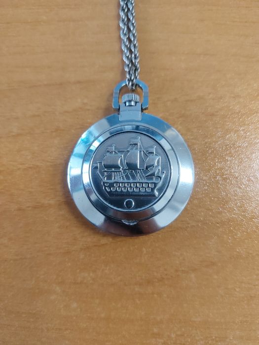 Механичен джобен часовник „Ракета“ (Raketa)