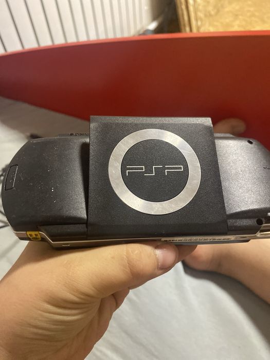 Продам psp с зарядкай
