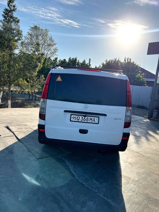 Мерседес VITO 2010 г 111 матор прапан 65 л Бинзин матўр холати яхши юр