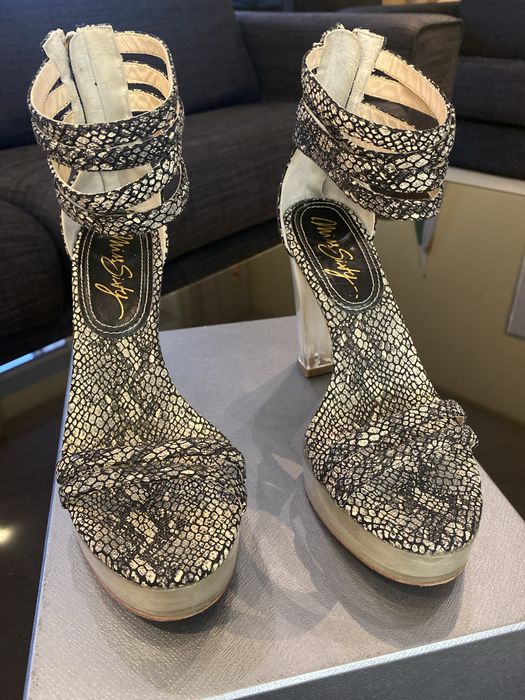 Сандал от естествена кожа “Miss Sixty”