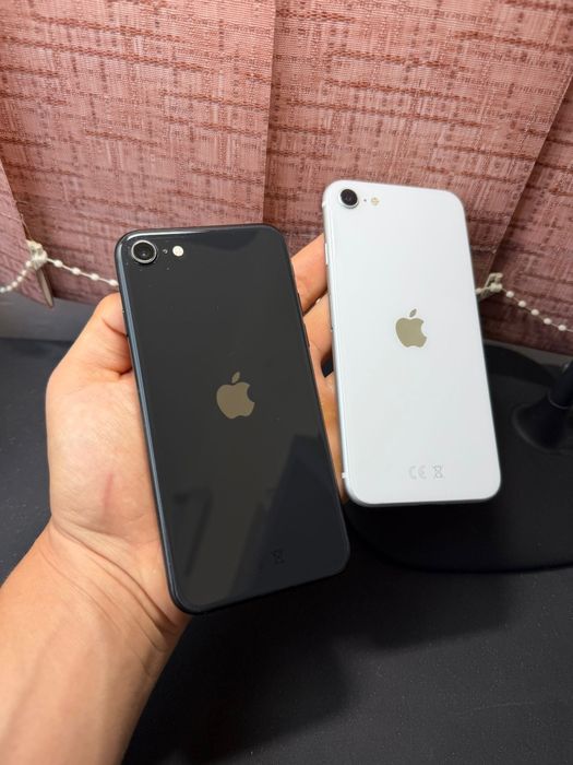 iPhone SE2 2020 Negru/Alb, Memorie 64GB/128GB, Baterie 100%, iOS 26.5