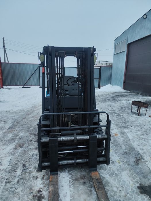 Продам вилочный погрузчик. Кара