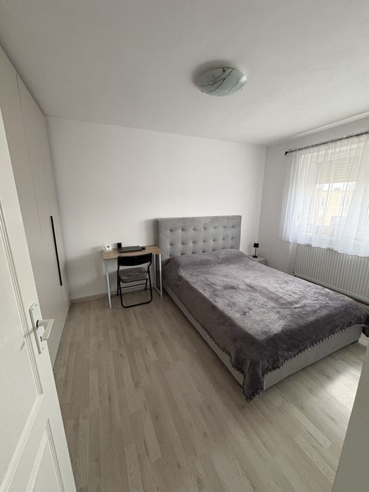 Vand garsoniera decomandata