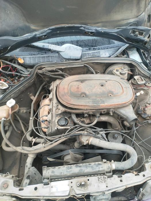 два Mercedes E190 оптом