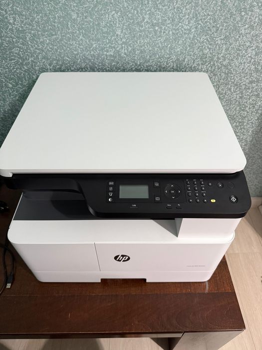Принтер продам HP