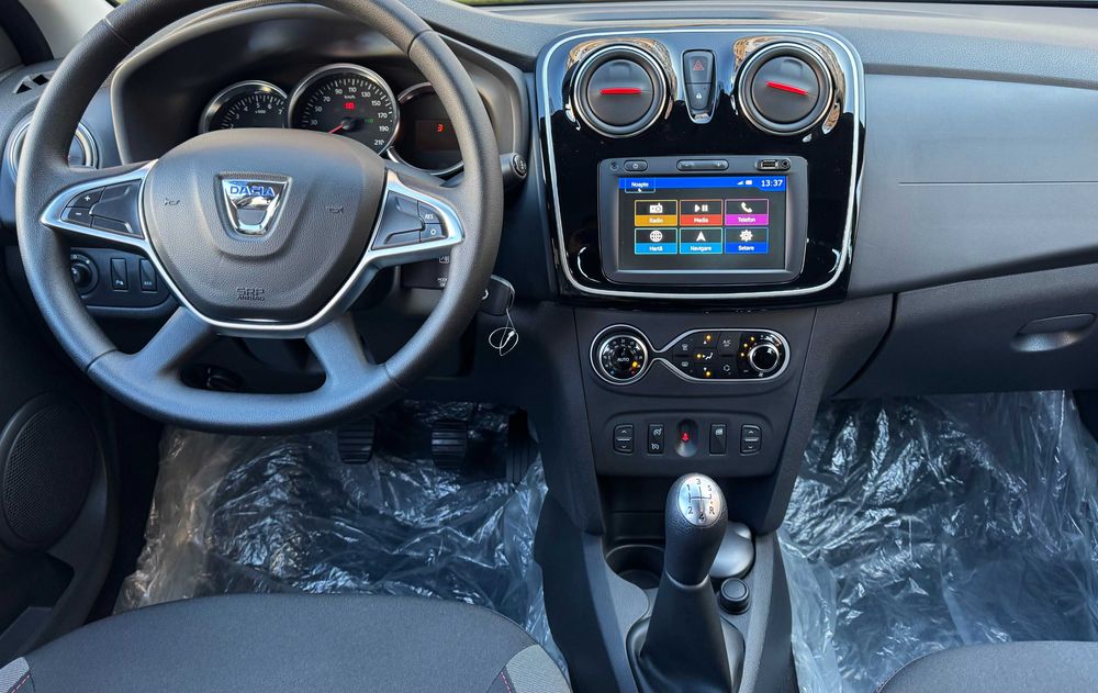 Dacia Logan NOU 2019 / Km 36.617 full 0.9 Tce 90 CP