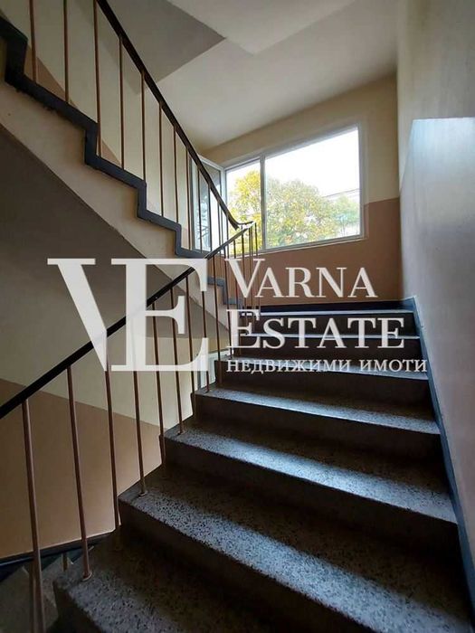 Продава се Тристаен апартамент в Варна, Победа - 65 кв.м за 1693 €/кв.м - Снимка #18