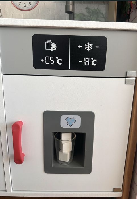 Детска кухня - дървена