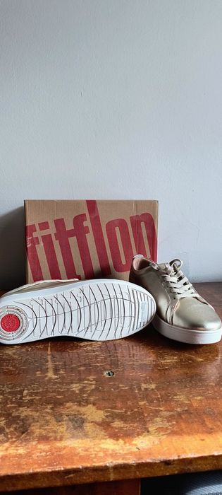 НОВИ Дамски Кецове FitFlop Розово Злато, Размер 41. Директно от Барселона!