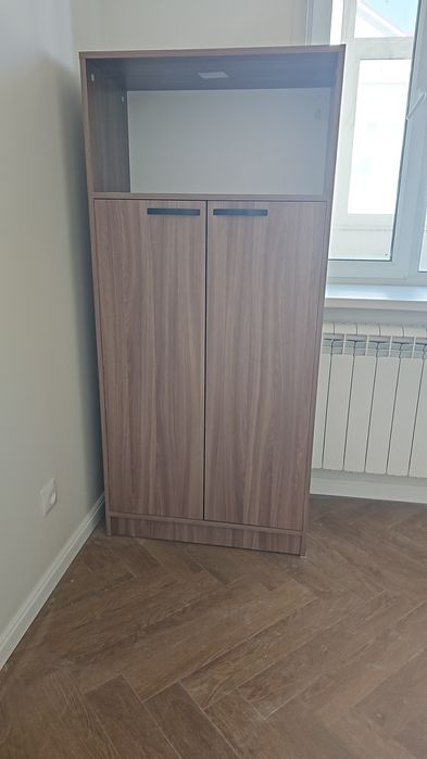 Продам шкаф офисный  для книг и документов
