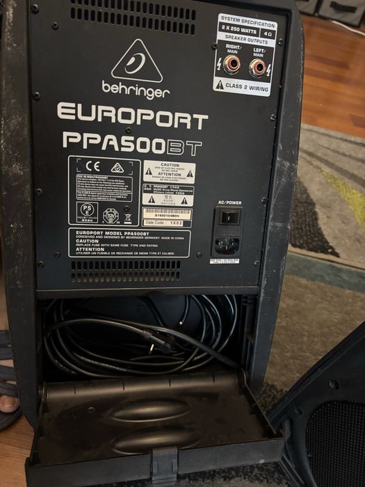 DE VANZARE !!! Behringer europort PPA 500 BT