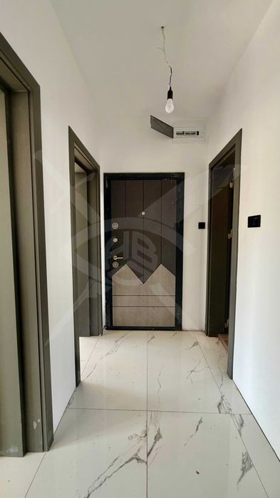 Продава се Етаж от къща в Пловдив, Гагарин - 94 кв.м за 896 €/кв.м - Снимка #2