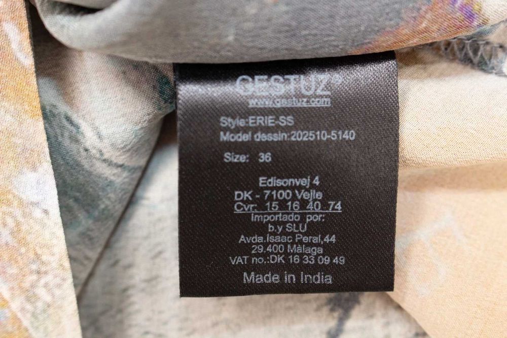 Gestuz дамска блуза от 100% коприна абстрактен принт 38