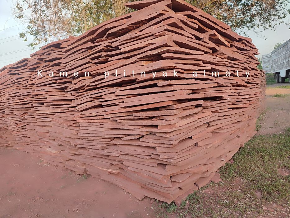 Камень Плитняк красный