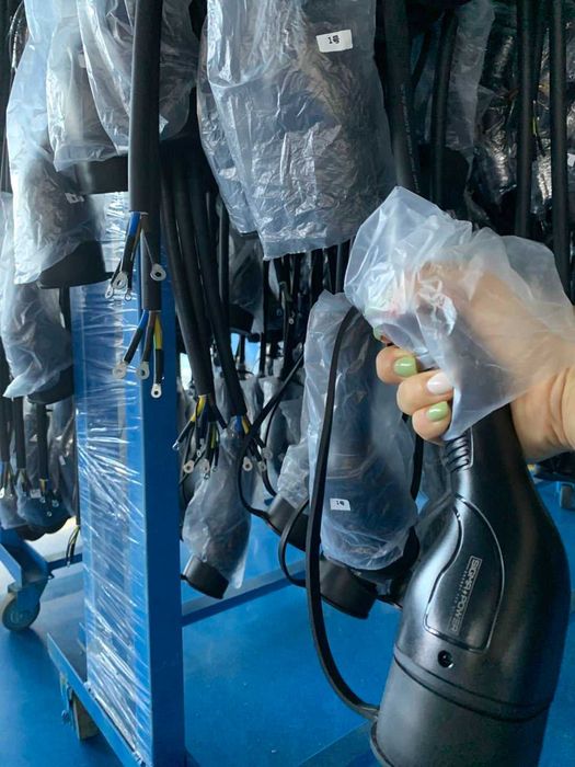 Зарядна Станция за Tesla US, 3.7 kW; Всички Екстри; WiFi/App Контрол