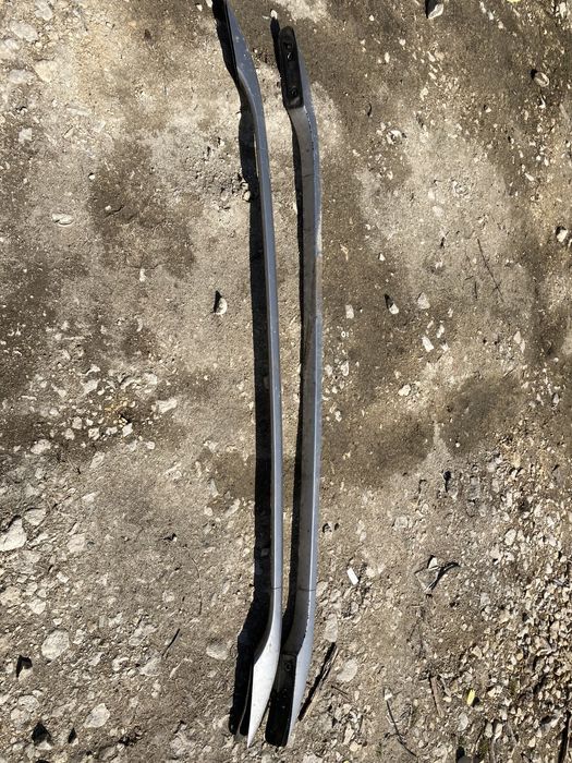 Лаистни за тавана Тойота Авенсис Т25 комби 2003- 2008