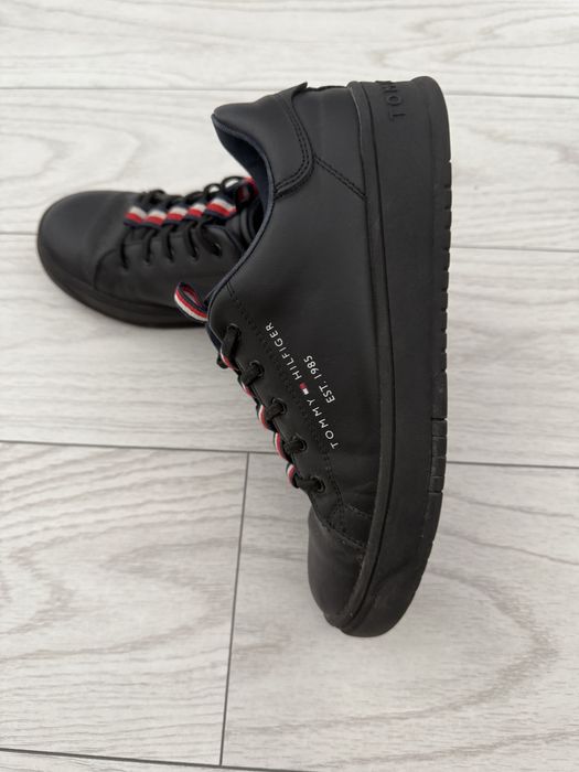 Adidasi Tommy Hilfinger