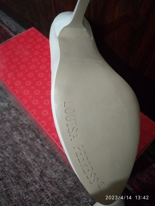 ТУФЛИ белые размер 36-37 на Выпускной