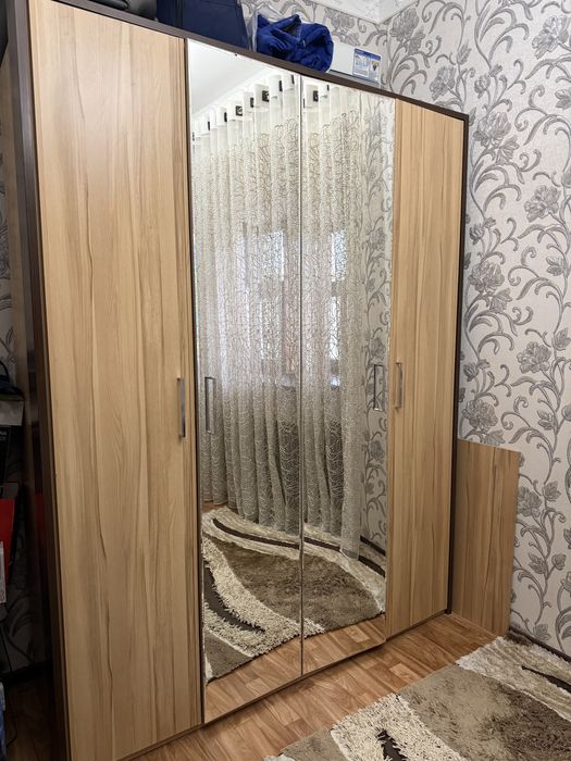 Спальный гарнитур