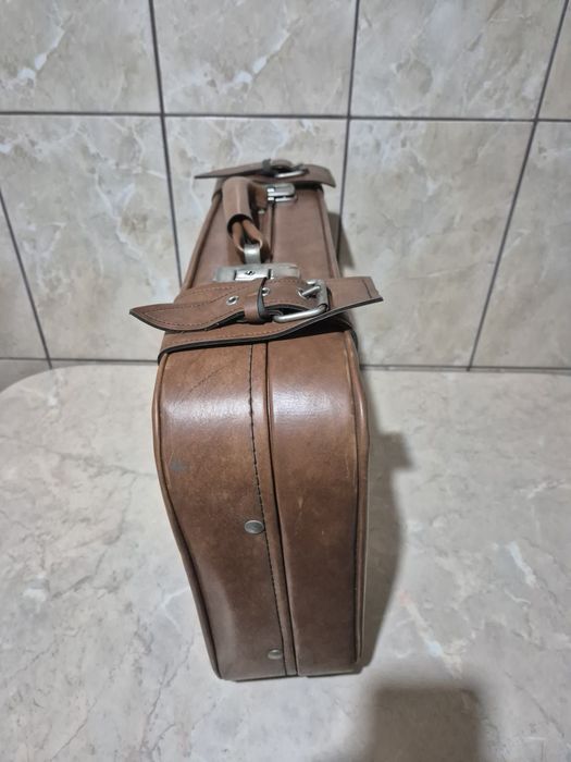 Valiza din piele naturala