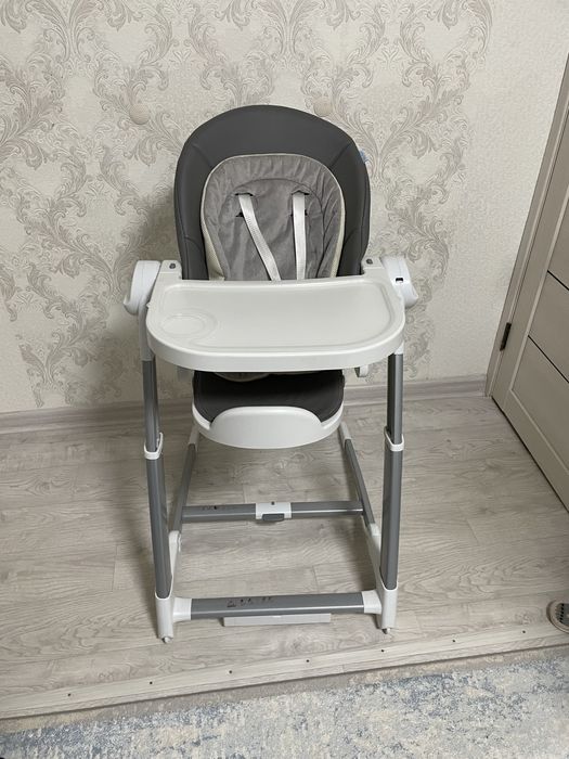 универсальный стульчик для кормления