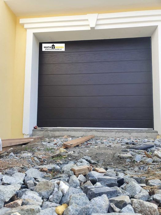 Usa L4xH4 gri.Usi sectionale/rezidentiale/industriale/garj/hale