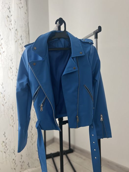 Кожени якета /синьо и жълто/