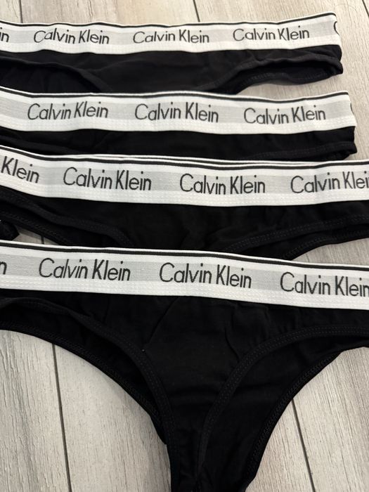 Lot 8 chiloti tanga negri calvin klein noi la cutie m