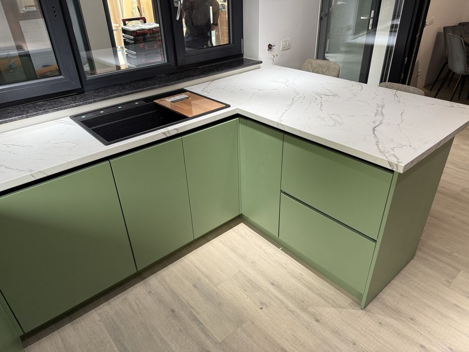 Mobilă de bucătărie - PREMIUM - MDF VOPSIT - la comandă