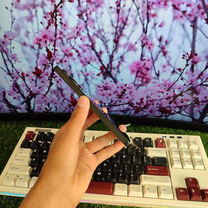 Redmi Note 13 ideal holda aybi yoq radnoy hamma joyi