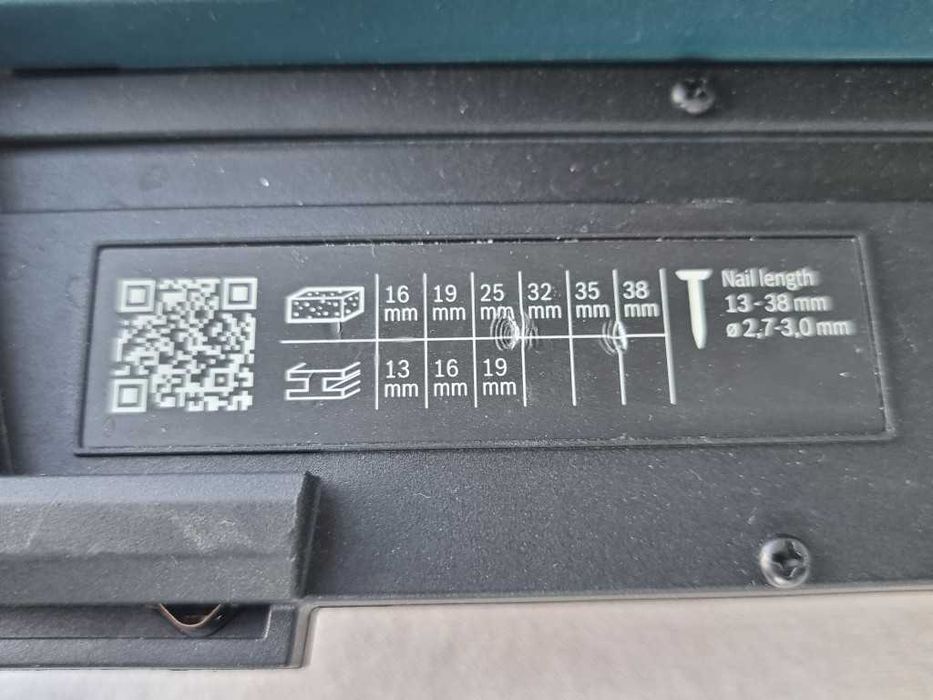 BOSCH GNB 18V - 38 - Акумулаторен пистолет за пирони