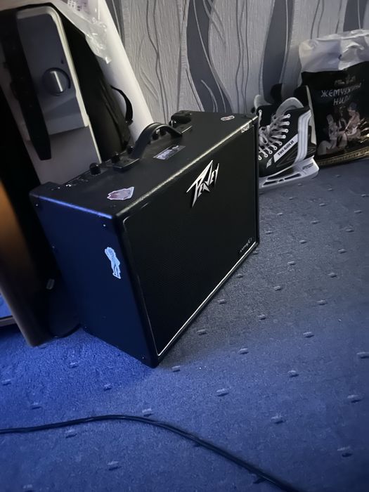 Продам Бас гитару YAMAHA