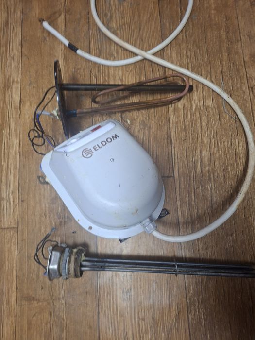 Vand 2 rezistente boiler 200 l+