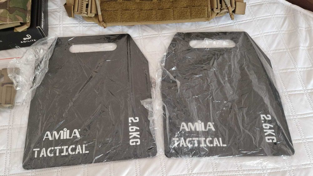 Vesta tactica, portincarcator, protectii metalice de antrenament