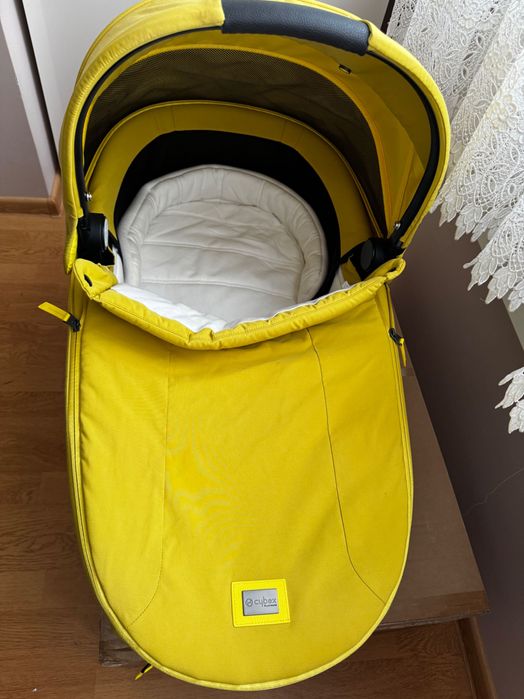 Кош за новородено Cybex Priam 4 /e-PRIAM Lux