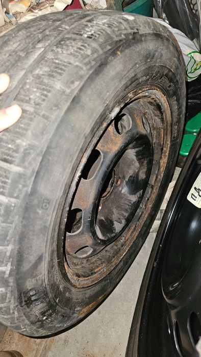 Гуми и джанти Пежо 406 14" 10 бр.