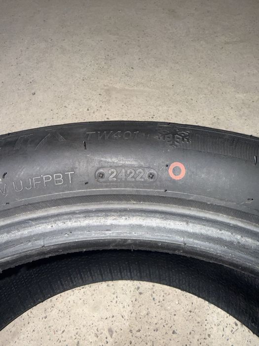 Продам одну зимнию шину triangle
