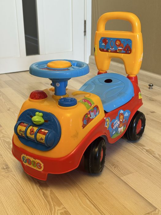 Детская машинка Толокар