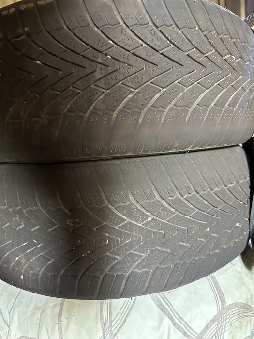 Продам резину 225/55/18